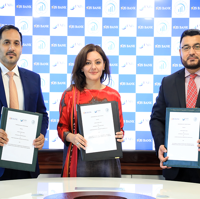 EXIM Bank, CRCC and JS Bank sign a Tripartite MOU for Enhancing Green Export Capacity Through International Green Financing!